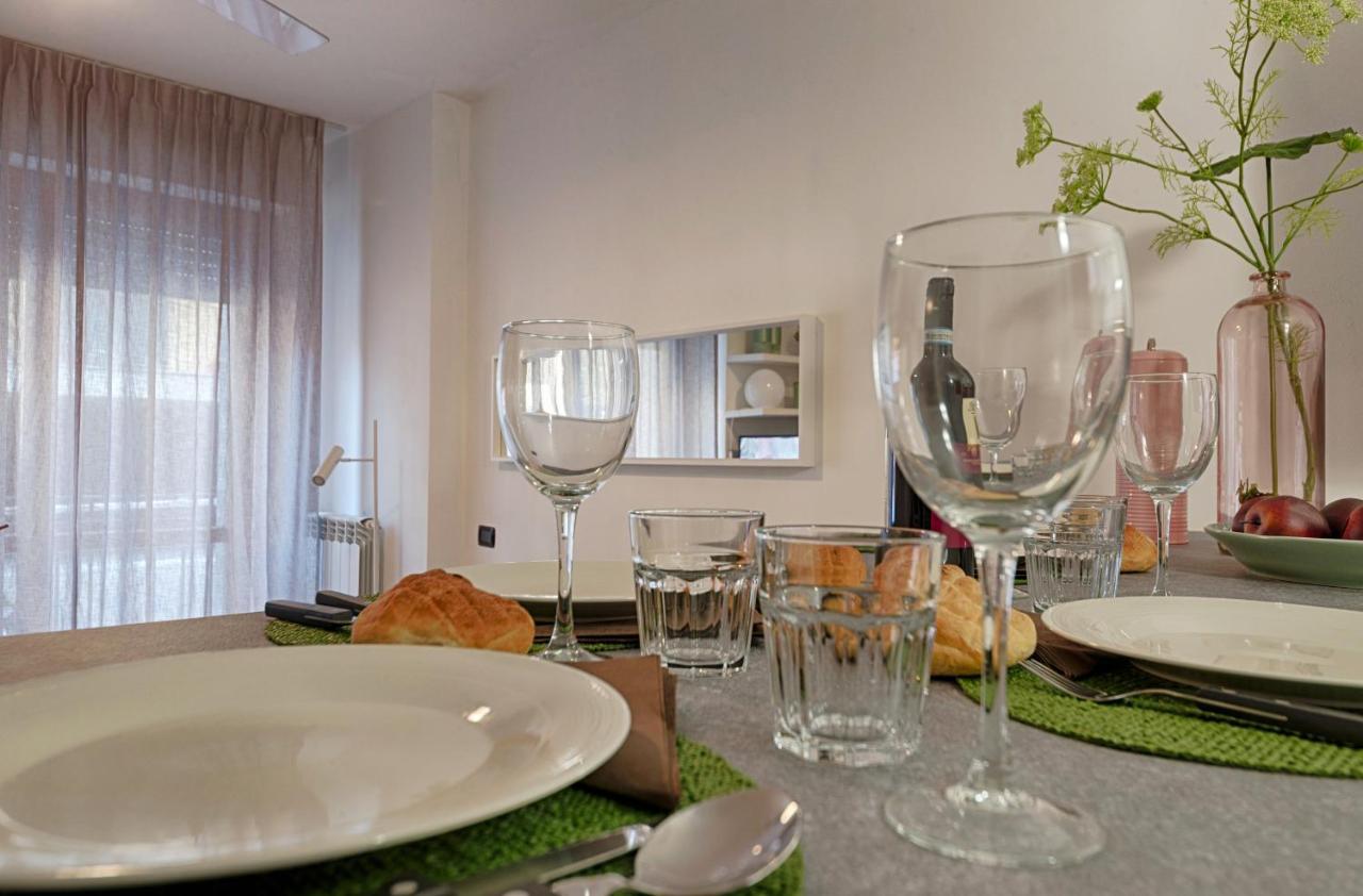 Modern Lakefront 1-bedroom Appartement